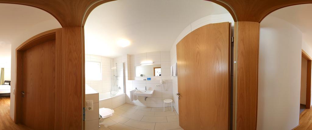 Apart Mountain Lodge Mayrhofen Kamer foto