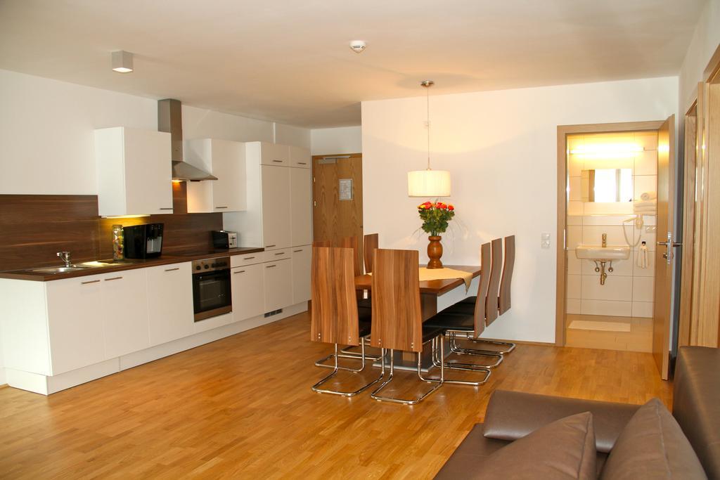 Apart Mountain Lodge Mayrhofen Kamer foto